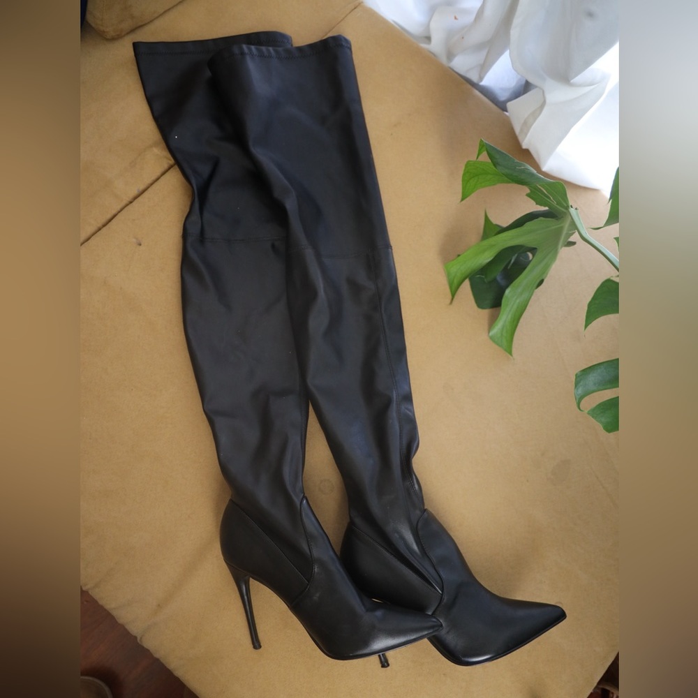 Steve Madden Thigh high boots